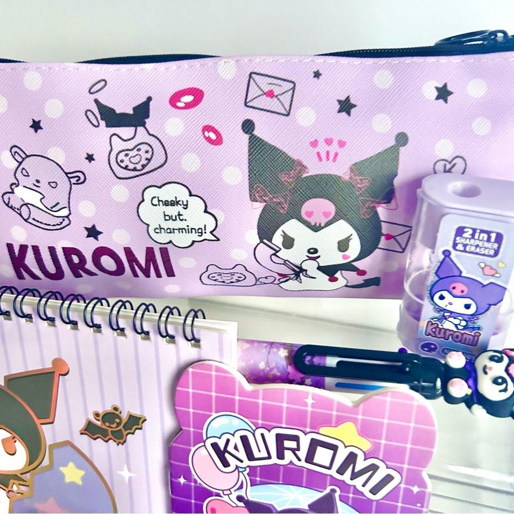 💜(KUR316) Kuromi Adorable 12-Piece Mini Fun Bundle! - Picture 2 of 8
